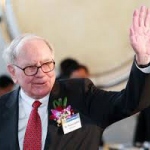 Шанс пообедать с Уорреном Баффетом был продан на аукционе за 3,3 млн долларов