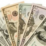 Когда ждать роста доллара выше 64 рублей - мнение аналитиков