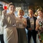 Праздник с сединою на висках: дилеры отметили 20-летие дефолта