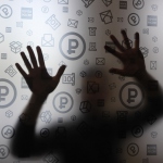 По данным Росстата, за год количество бедных граждан во II квартале уменьшилось на 1,4 млн чел.