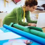 В Минфине сообщили о сроках распространения налога на самозанятых на всю Россию