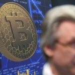 Крипторынок за год лишился 700 млрд долларов за год