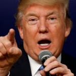 По мнению Трампа, политика ФРС убивает фондовый рынок