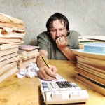 Исследование НБКИ: кто продолжает влезать в долги