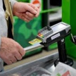 Сбербанк запускает оплату ЖКХ и услуг связи на кассах магазинов