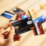 Перспективы получения пластиковых карт в мессенджерах