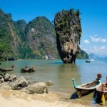 Медведев выступает за использование карт «Мир» в Таиланде