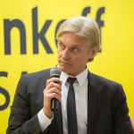 Тиньков обвиняет Сбербанк в копировании его идей