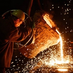 Мнение экспертов: доходы бюджета можно было повысить без увеличения НДС и пенсионного возраста