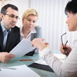 Собственники начали продавать небольшие банки