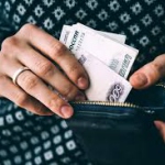 В 2021 году материнский капитал на первого ребенка увеличится практически до 484 тыс. рублей