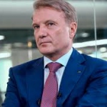 Герман Греф сделал себе прививку от коронавируса