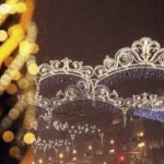 Опрос: жители России не намерены отказываться от празднования Нового года