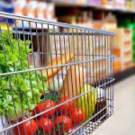 Власти сообщили о причине повышения цен на продукты в магазинах