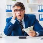 Опрос показал отрасли, где сотрудники довольны зарплатой