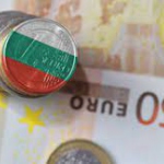 Болгария собирается в начале 2024 года перейти на евро