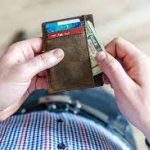 Кассация: найденный на улице кошелек возможно будет поводом для уголовного дела