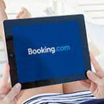 Booking.com приостановил работу в РФ из-за сложности ведения бизнеса в стране