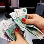 Эксперт объяснил внезапный рост доли наличных в обращении