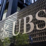 Швейцария изучает варианты слияния UBS и Credit Suisse