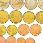 Европа вернется к национальным валютам - Медведев